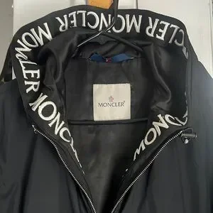 アウターその他 MONCLER Windbreakers Moncler Urville Convertible Hooded Windbreaker Red – Garmz